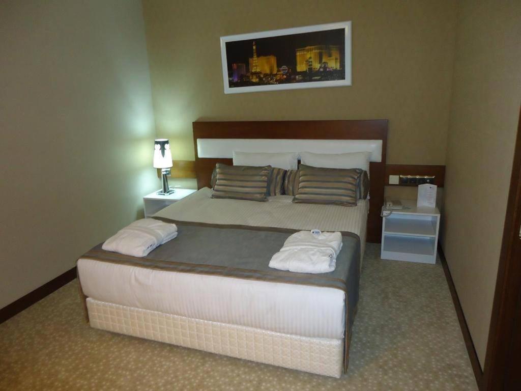 Moonlight Hotel Sihke 外观 照片